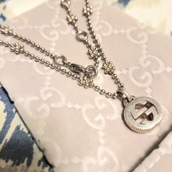 Authentic Gucci Interlocking G Necklace in 925 Silver (floral chain) - Picture 3 of 3